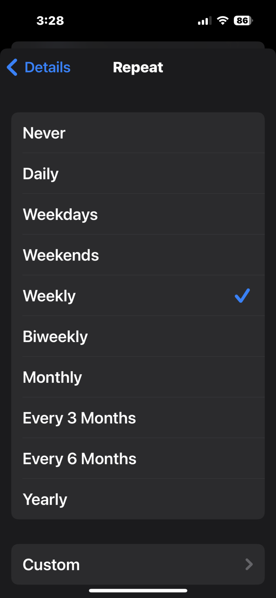 Setting recurring reminders on iPhone