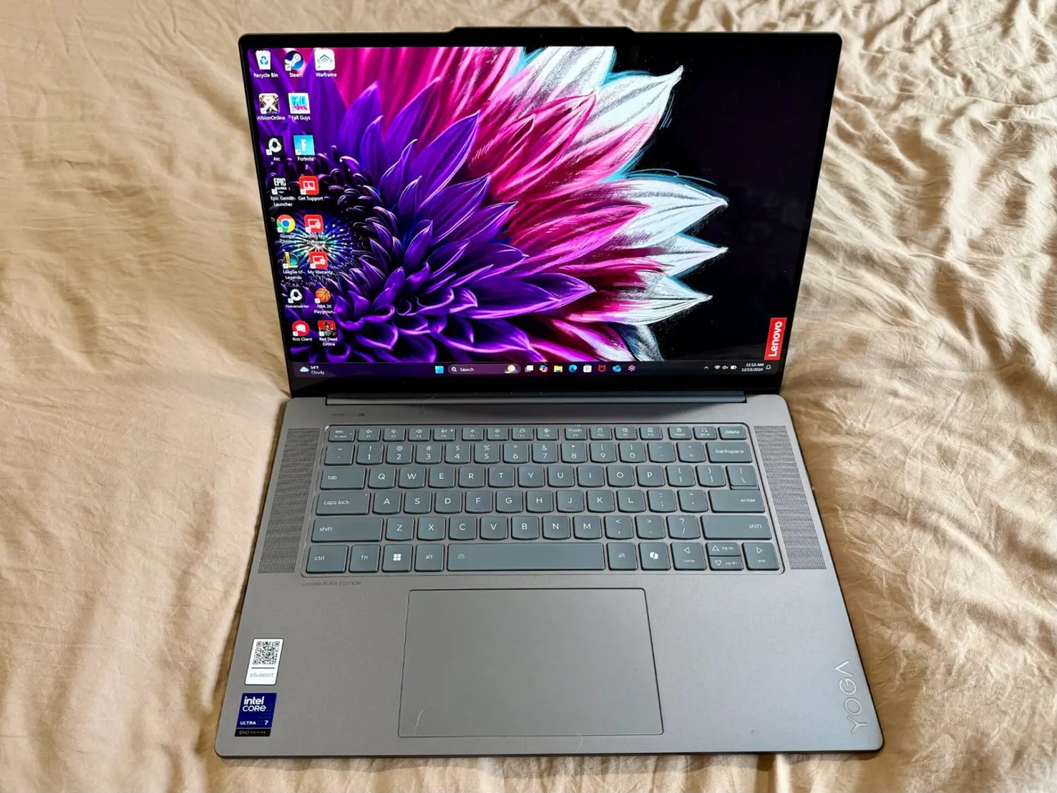 Lenovo Yoga Slim 7i Aura edition laptop.